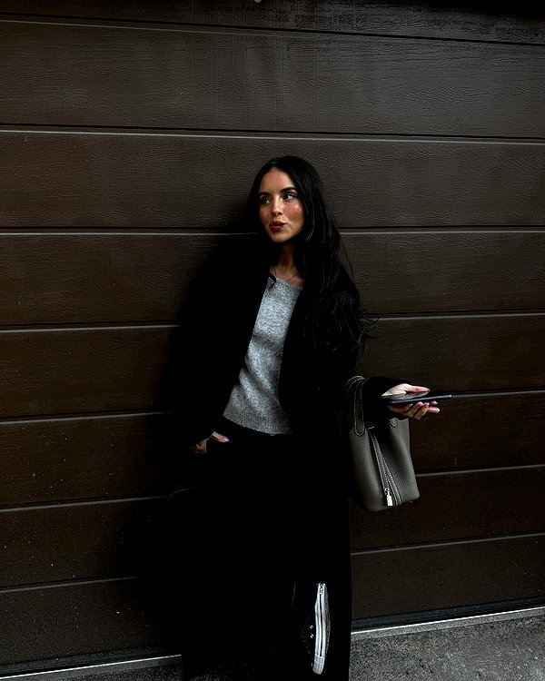 zoeliss instagram image archive image
