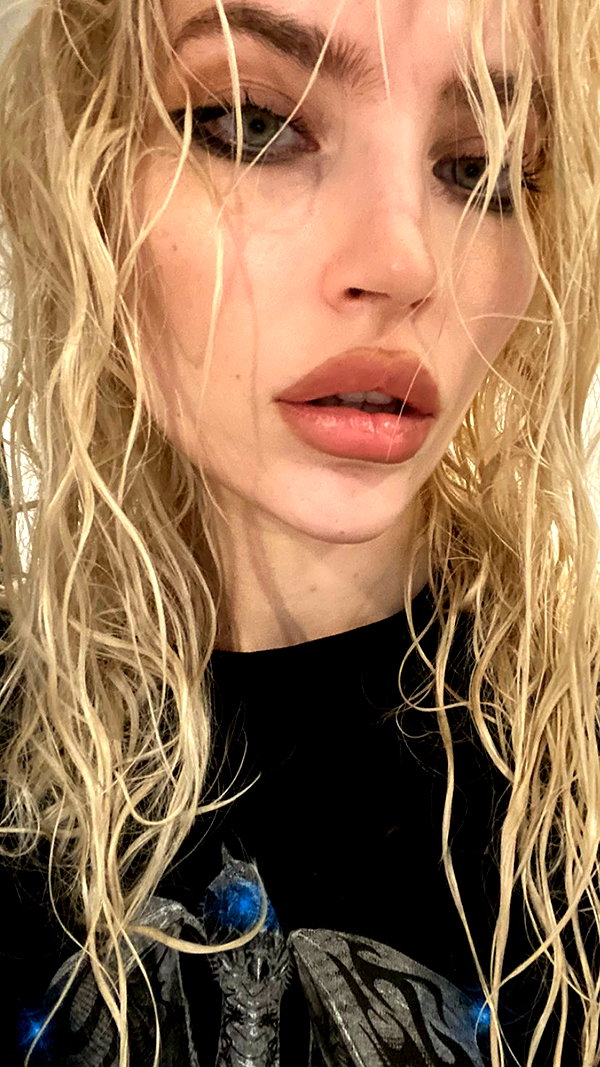 alien.hanna instagram image archive image