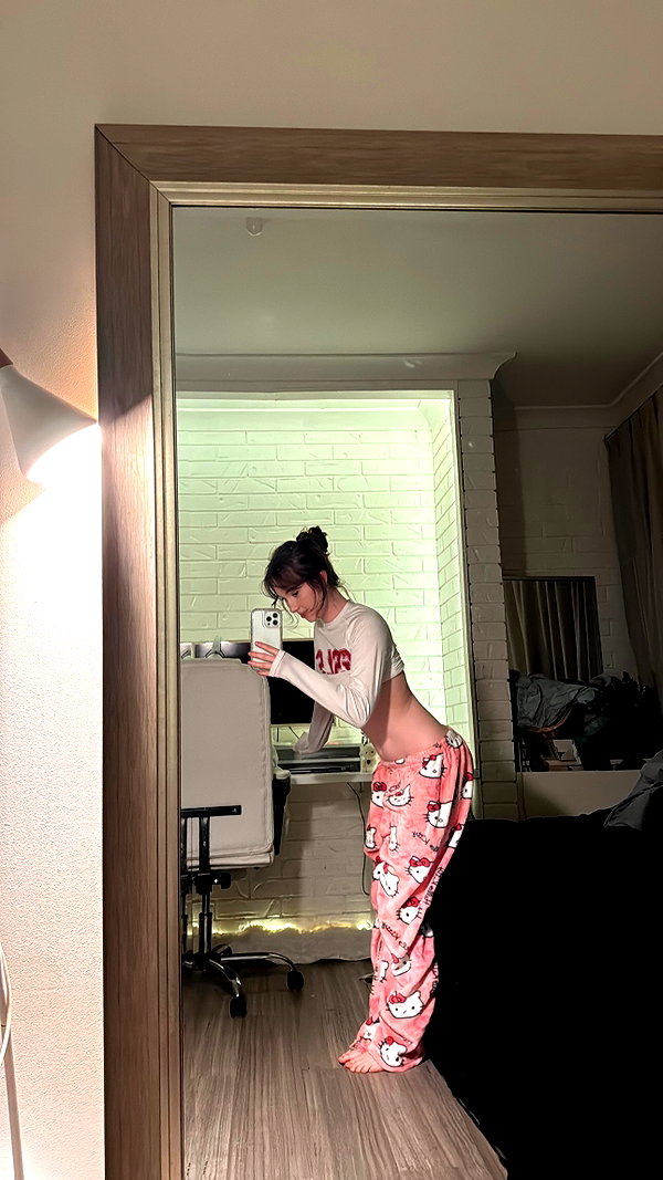danielledawnnn instagram image archive image