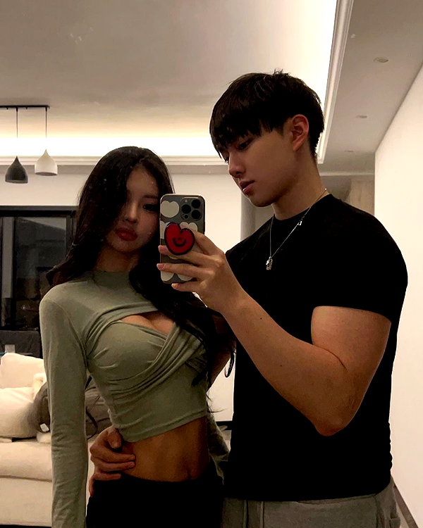 ll.lu1s instagram image archive image