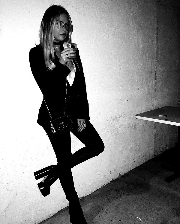 ashleybenson instagram image archive image