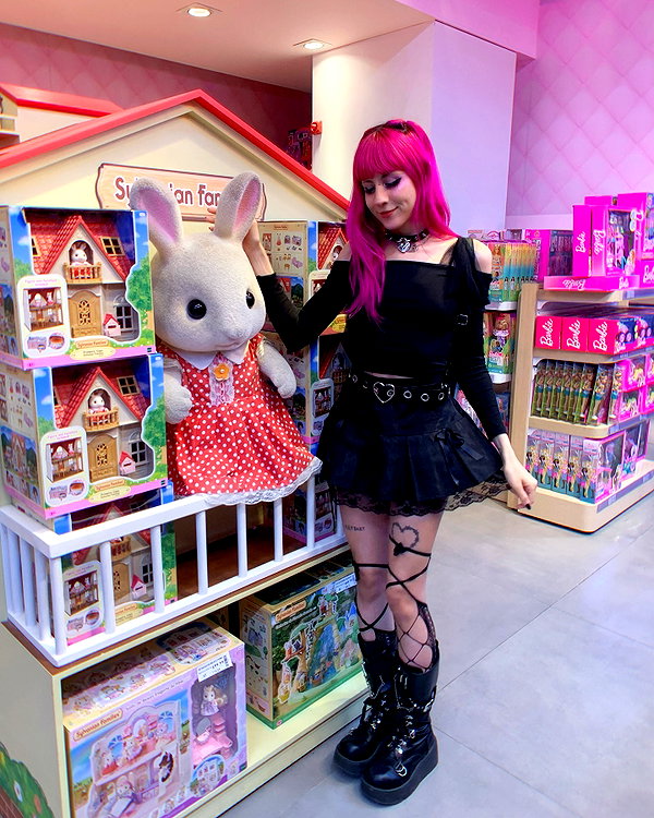 jadelaverne instagram image archive image