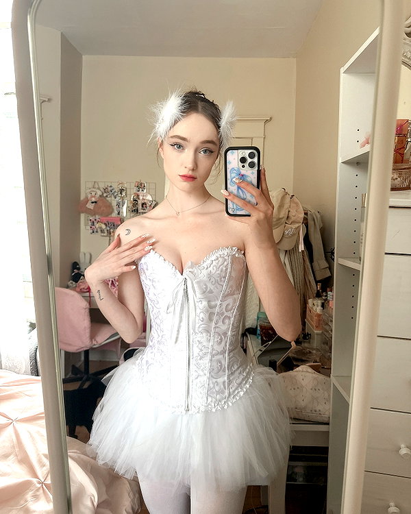 1uvgabi instagram image archive image