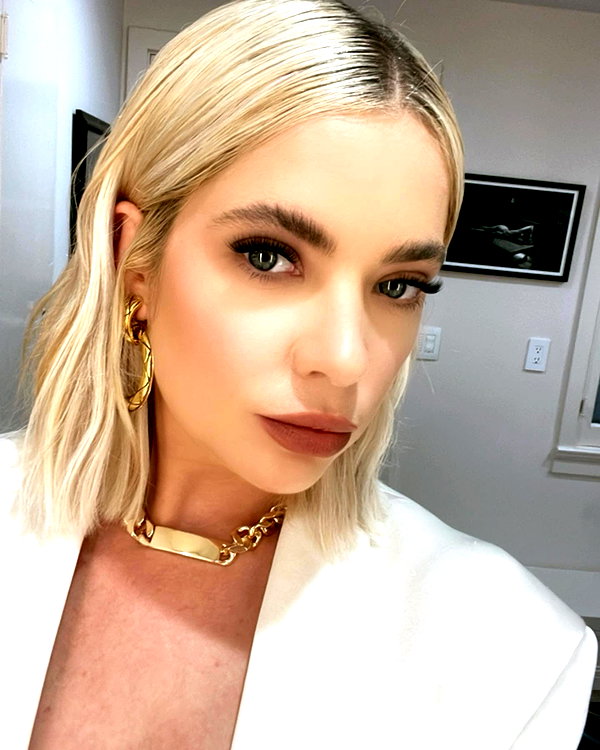 ashleybenson instagram image archive image