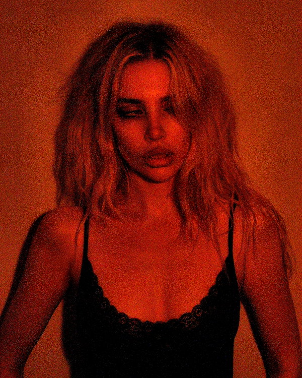 anya4everr instagram image archive image