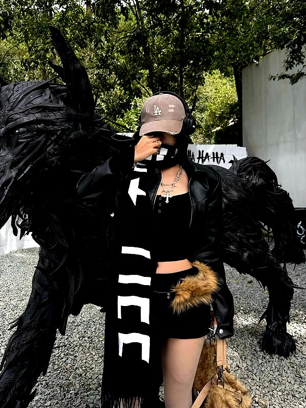 lyhythuedoxinh instagram image archive image