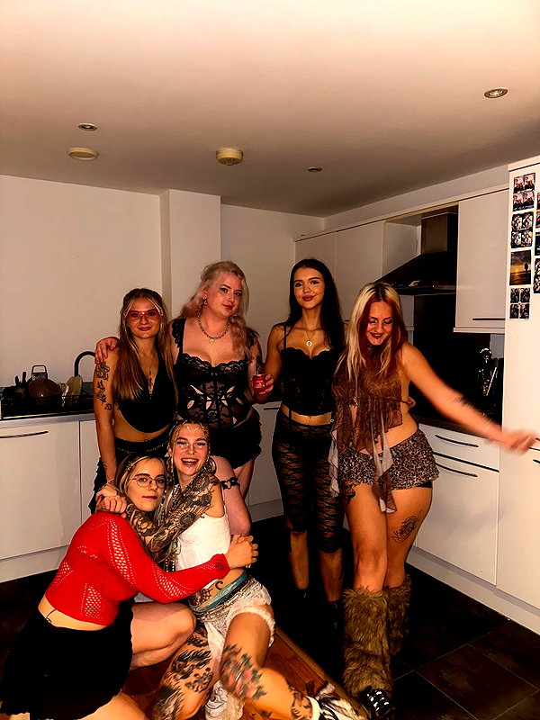 charley.chambers instagram image archive image