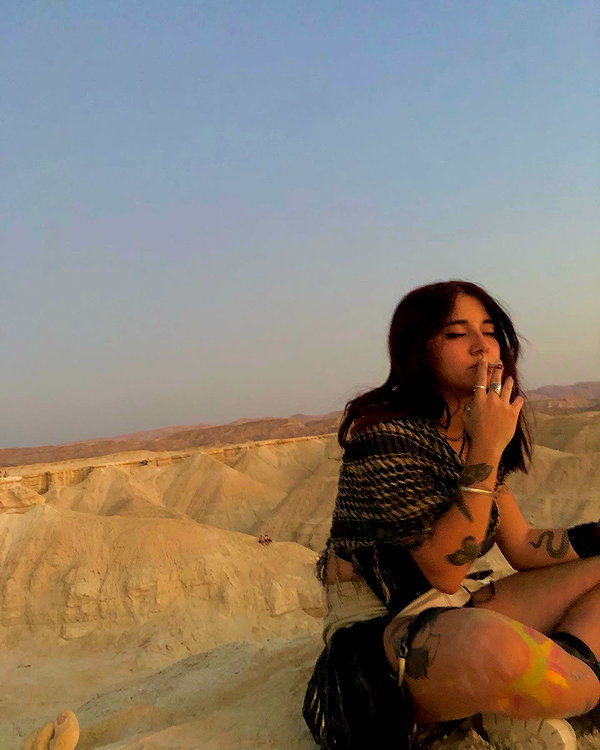 shaharo__._ instagram image archive image