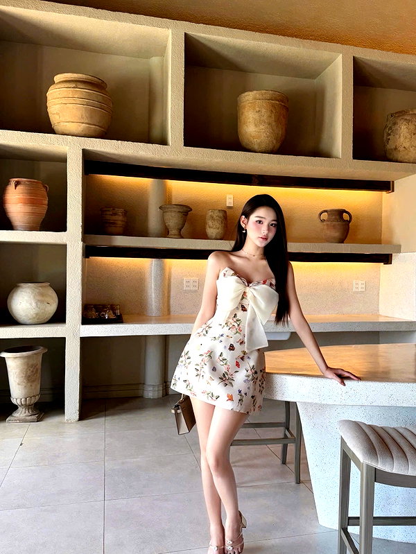 lyhythuedoxinh instagram image archive image
