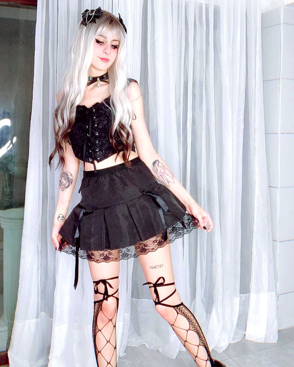 jadelaverne instagram image archive image