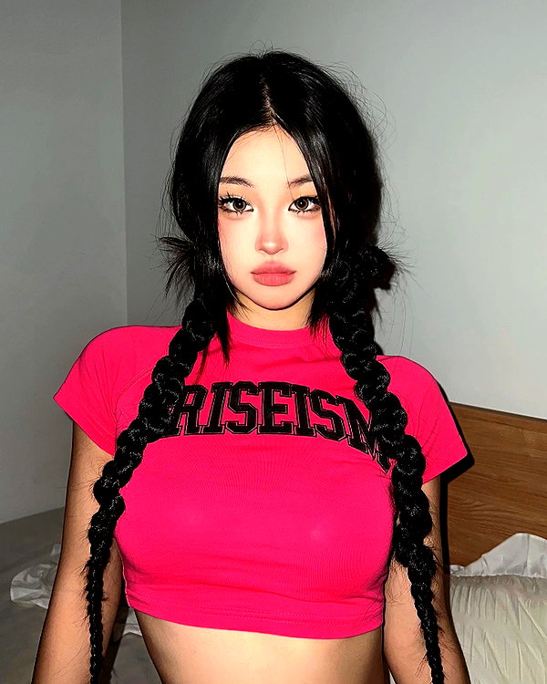 ll.lu1s instagram image archive image