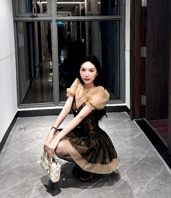 lyhythuedoxinh instagram image archive image