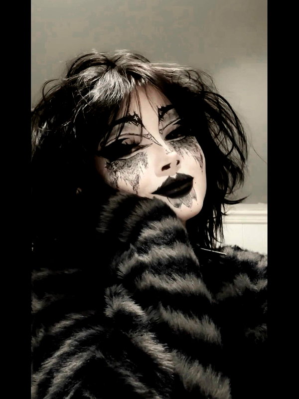 darkblueyoshii instagram image archive image