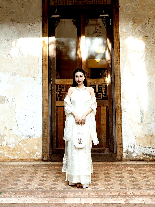 lyhythuedoxinh instagram image archive image
