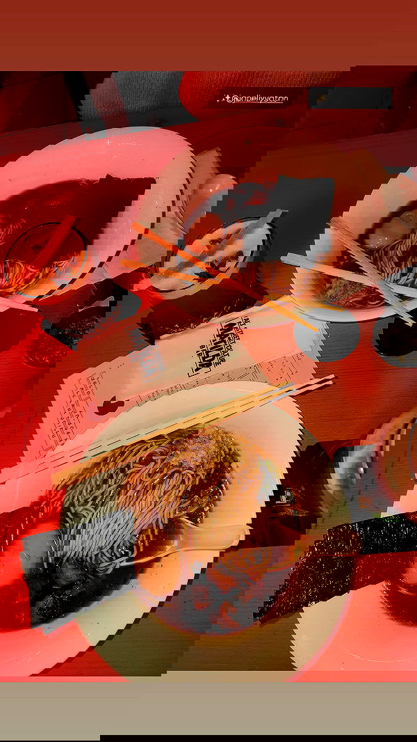 eveliniya eveliniya archive image