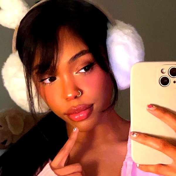 baddiesessence instagram image archive image