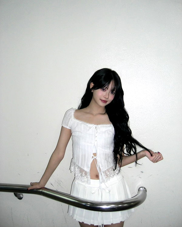 hhh.e_c.v instagram image archive image
