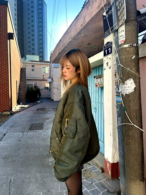 srillun instagram image archive image