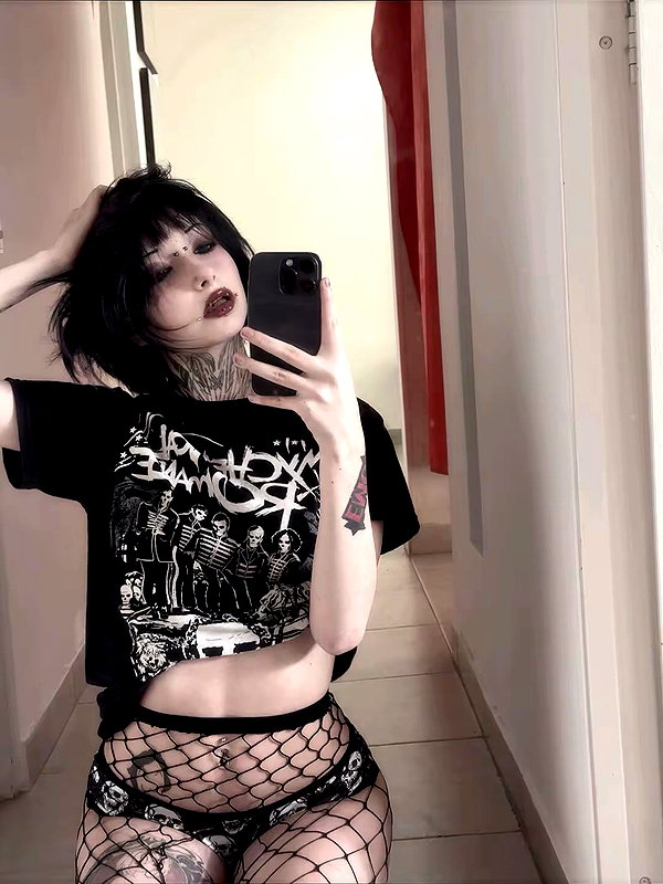 nyx_o_o_ instagram image archive image
