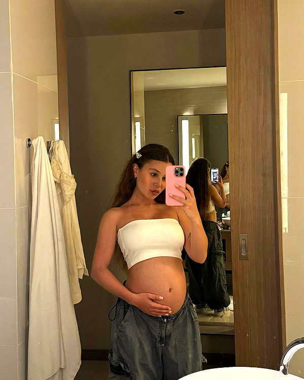 enikeeva_aliya instagram image archive image