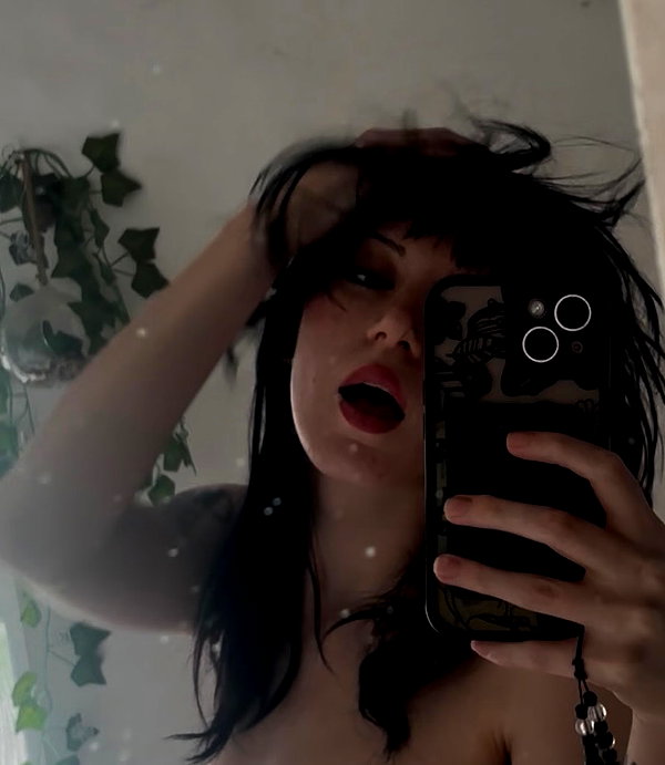 scarlett_ichor instagram image archive image