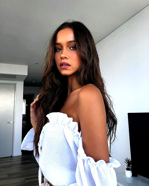 isabellemathersx instagram image archive image