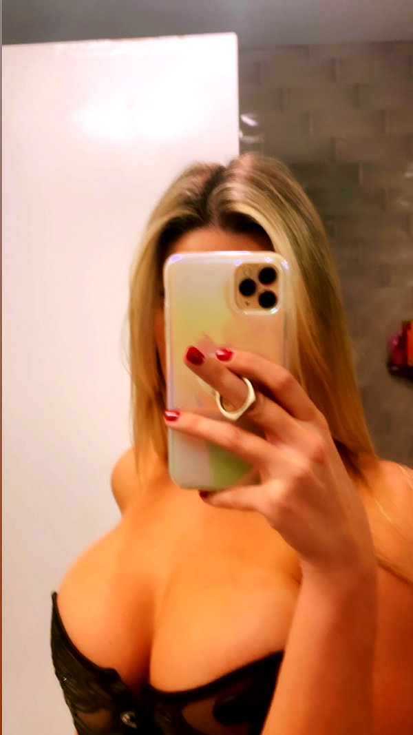 kaylasimmmons instagram image archive image