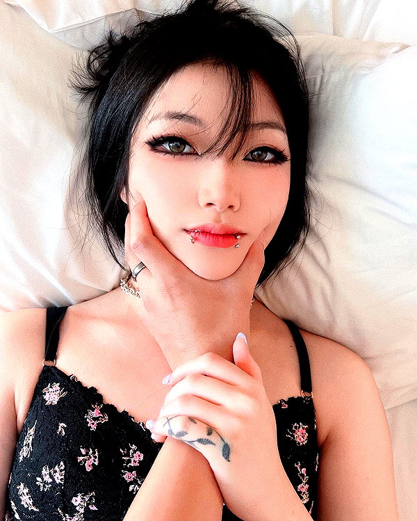 atlaseuu instagram image archive image