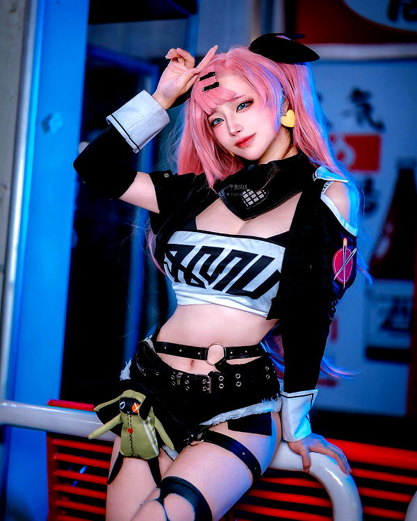 erokochiba instagram image archive image
