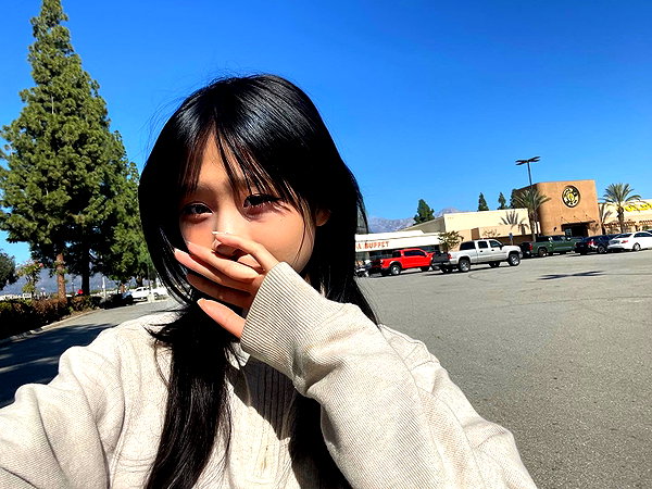 princessamelia_official instagram image archive image