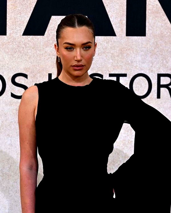staskaranikolaou instagram image archive image