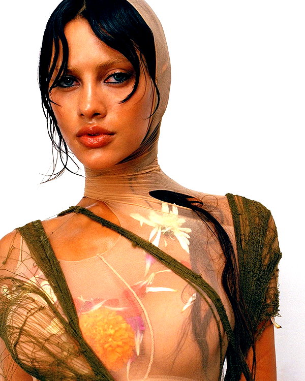 leonanaomii instagram image archive image