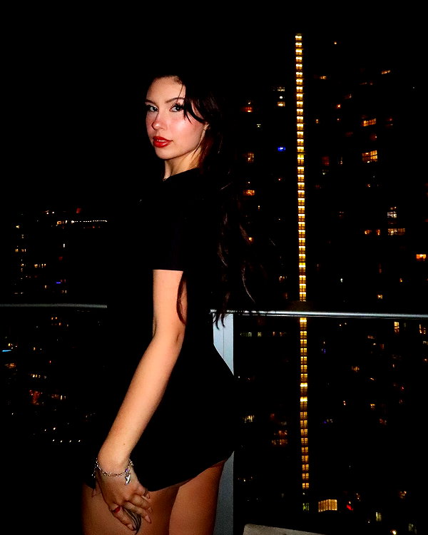 cherrycatxox instagram image archive image