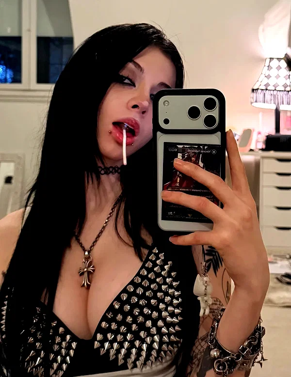 stressedoutnana_ instagram image archive image