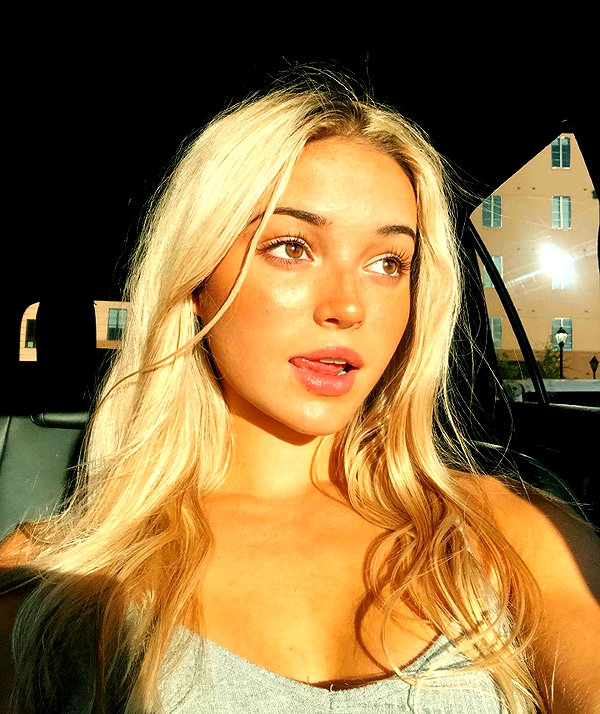livvydunne instagram image archive image