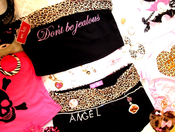 cyberangelz.shop instagram image archive image