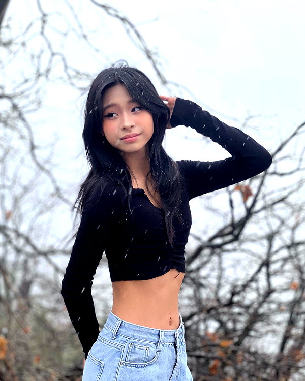 princessamelia_official instagram image archive image