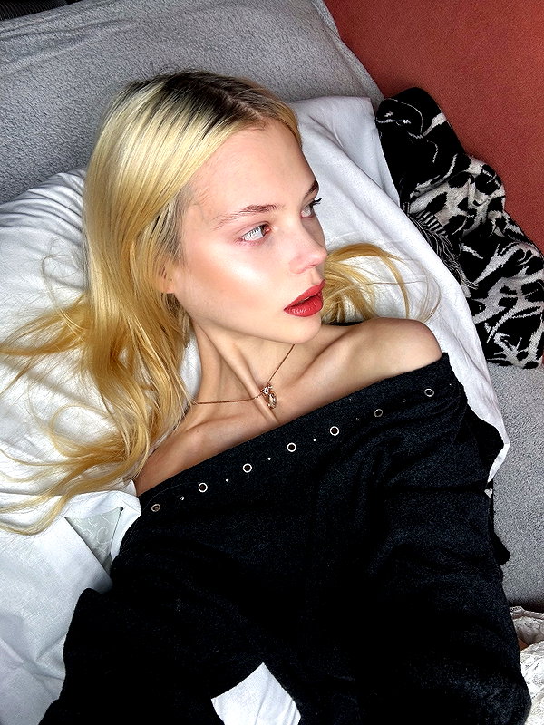 alisen.mari instagram image archive image
