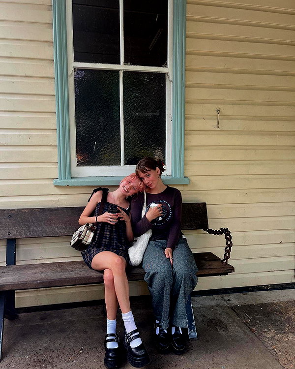 macaroni_naomi instagram image archive image