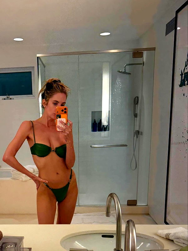 ashleybenson instagram image archive image