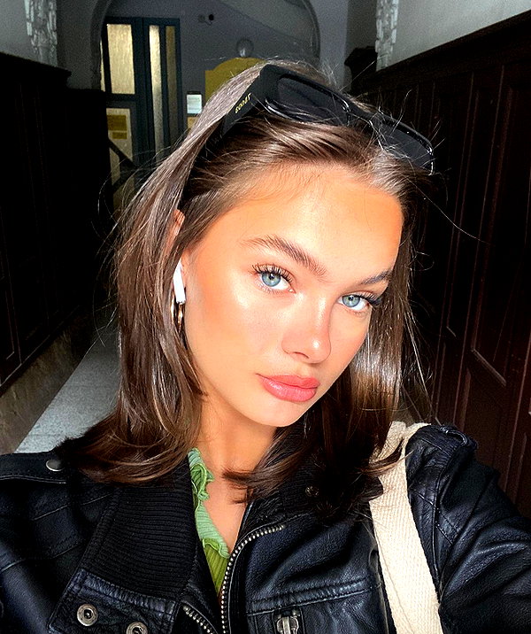 emmaaurora instagram image archive image