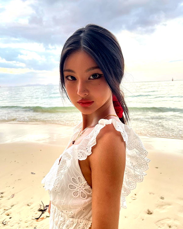 ll.lu1s instagram image archive image