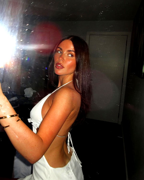 clarissabeaa instagram image archive image