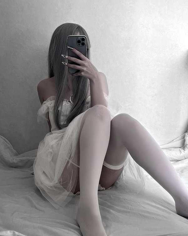 glowmoonshorty instagram image archive image