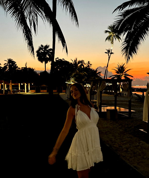 zoeliss instagram image archive image