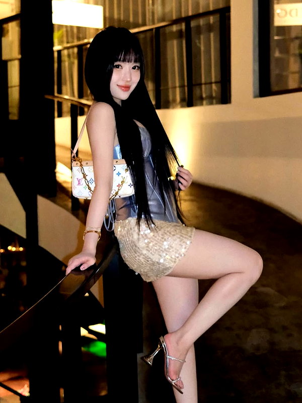 lyhythuedoxinh instagram image archive image