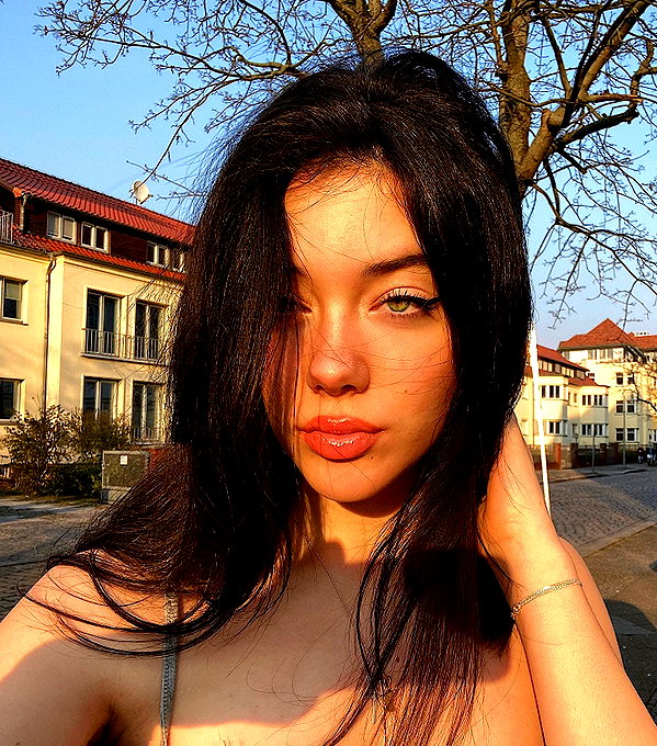 vanessa.rhd instagram image archive image