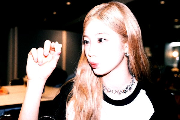 zuhazana instagram image archive image