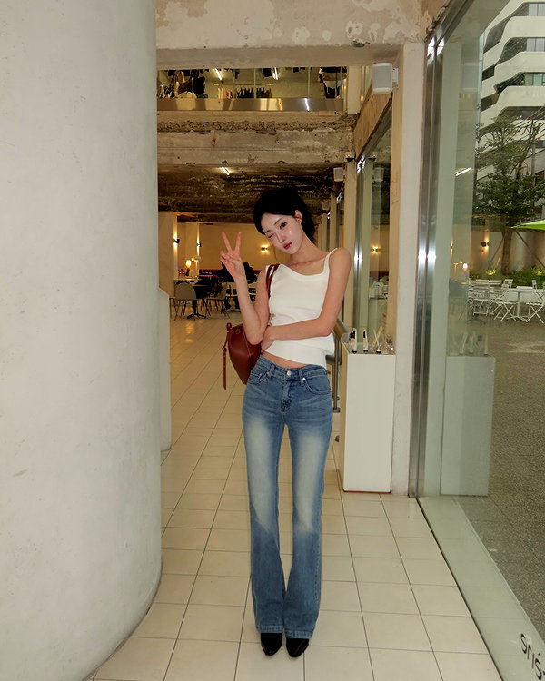 daxbin instagram image archive image