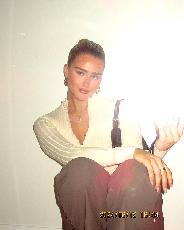 sophadophaa_ instagram image archive image